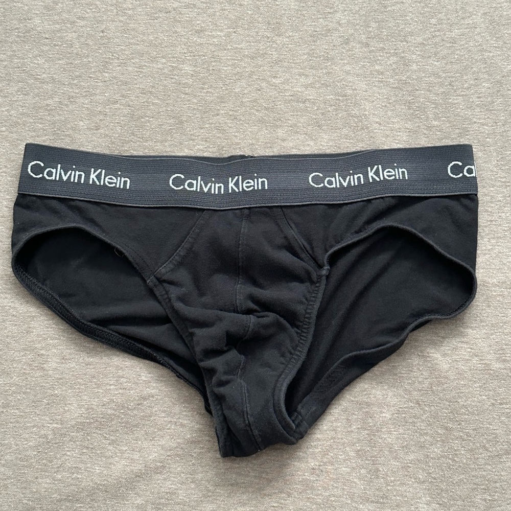 Calvin Klein Men’s Cotten Stretch Hip Brief Grey/Black waistband size M
